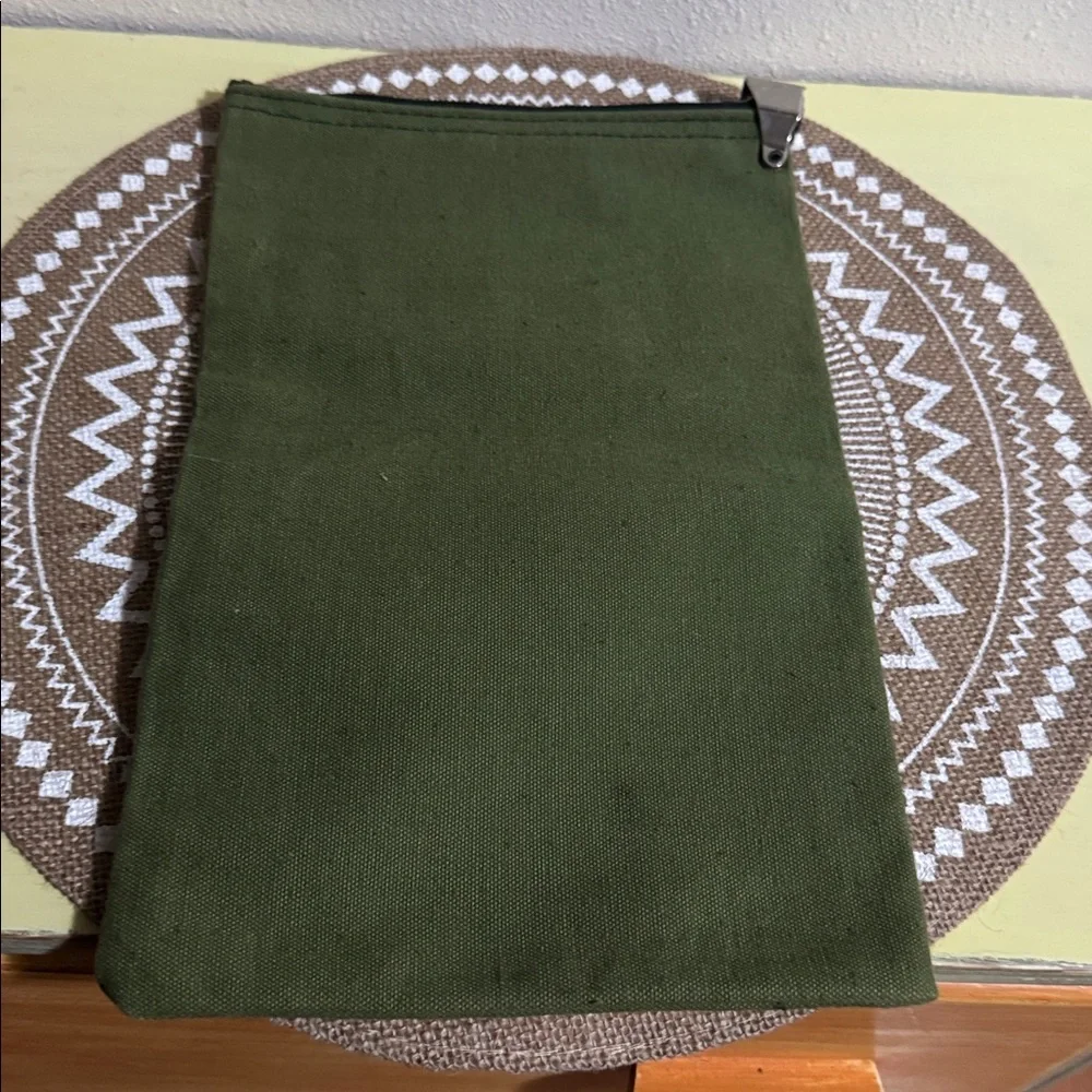 vtg canvas money bag Citizens National Bank & Trust Company Torrington, Wyoming. - Picture 4 of 7